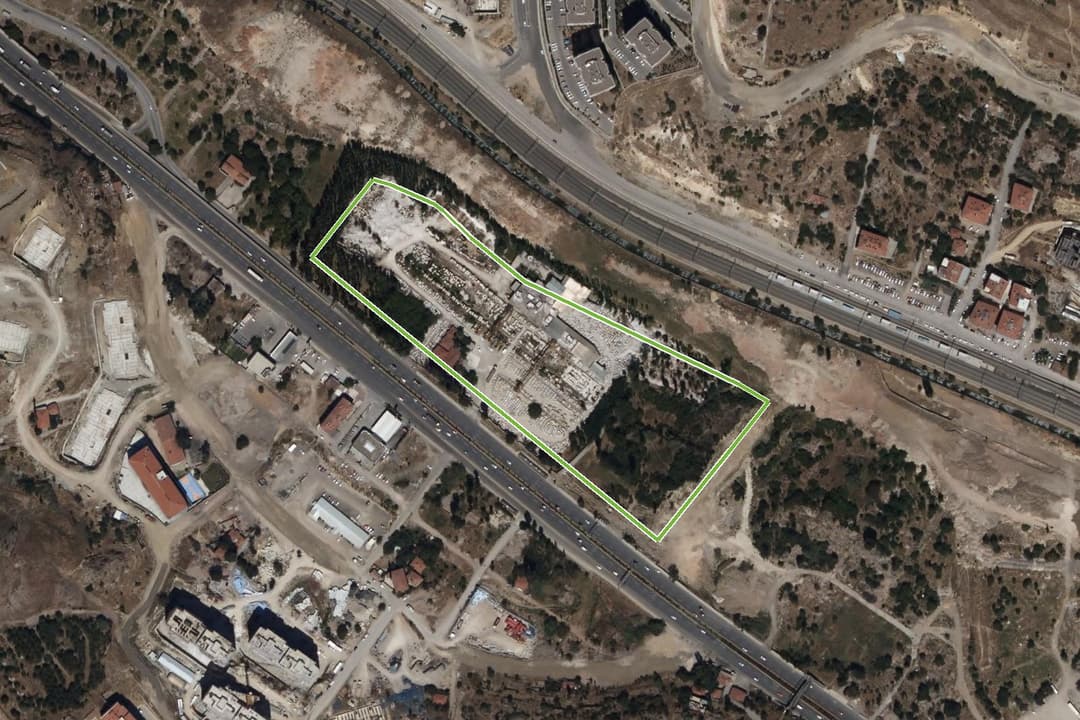 51371 ada 1 parsel, havadan (yeşil çizgi parsel sınırı)