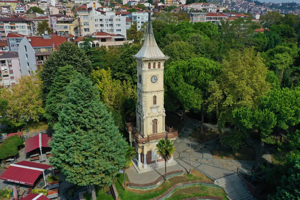 İzmit Saat Kulesi ve Kasr-ı Hümayun