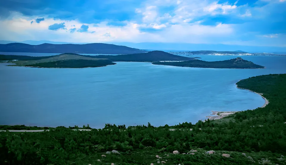 Şeytan Sofrası'ndan adalar, Şeytan Sofrası