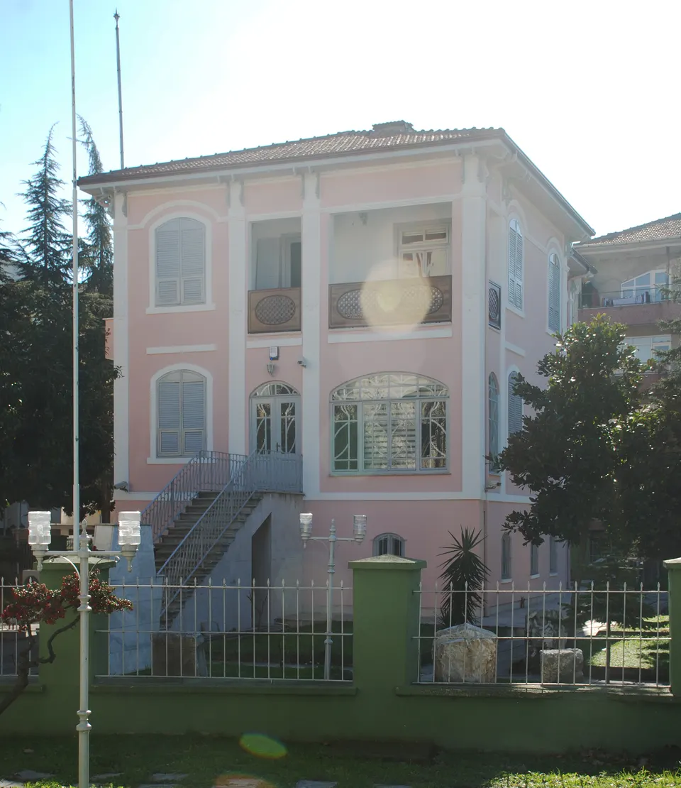 Sakarya Müzesi, ön cephe, Sakarya Müzesi