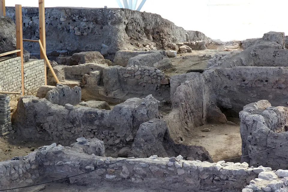 Tunç Çağı yapı kalıntıları, Beycesultan Höyüğü