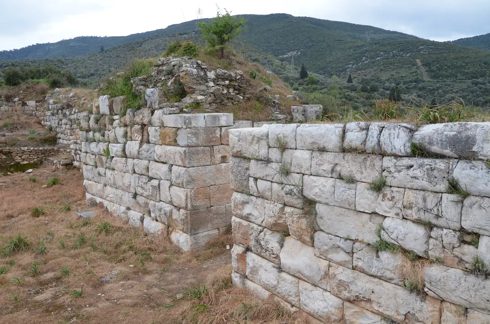 Metropolis, sur duvarları, Metropolis Antik Kenti