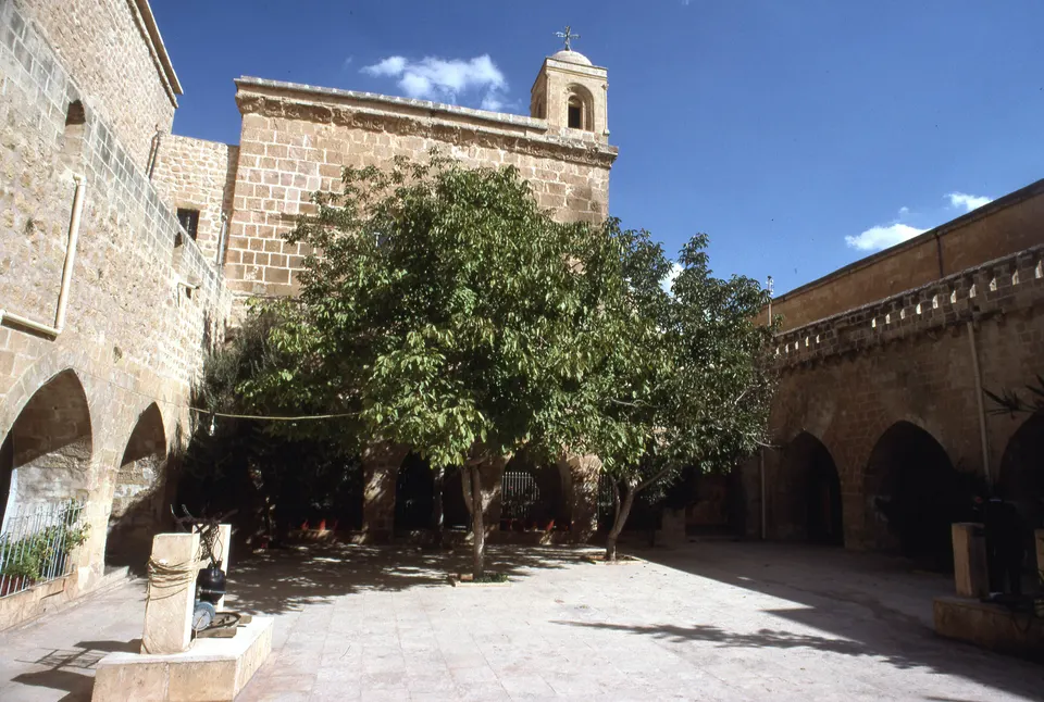 Deyrulzafaran Manastırı