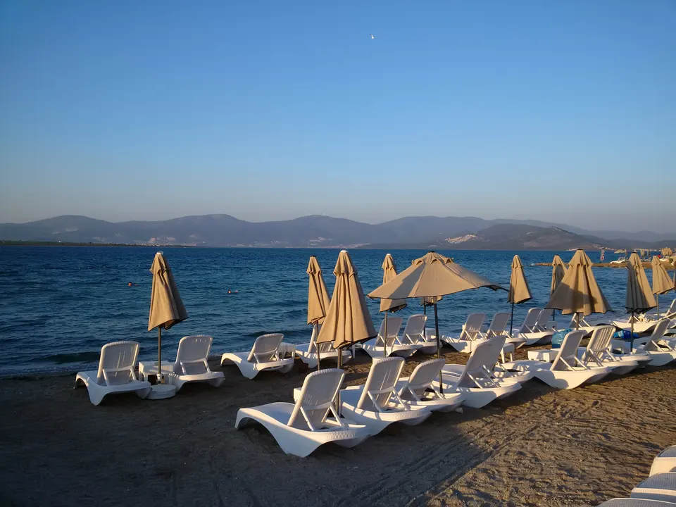 Altınkum, akşam saatleri, Altınkum Plajı