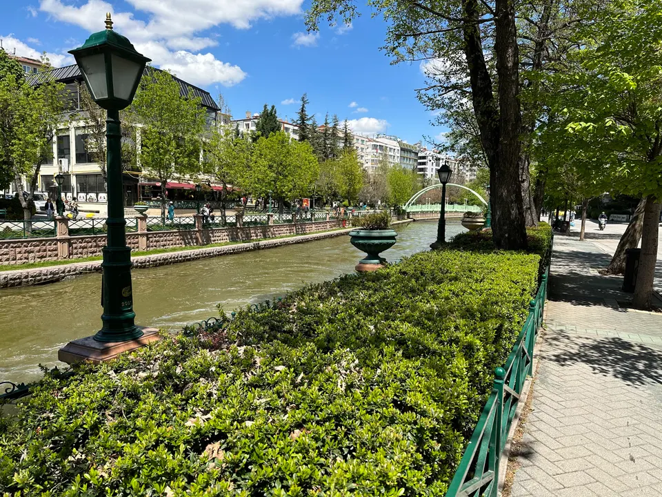 Adalar ve Porsuk Çayı