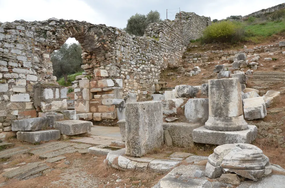 Metropolis kalıntıları, Metropolis Antik Kenti