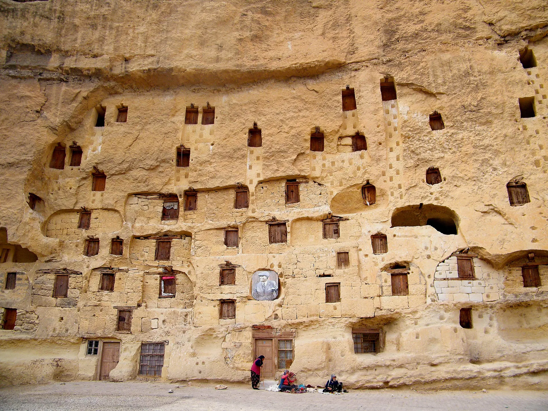 Taşkale kaya ambarları, Taşkale Tahıl Ambarları