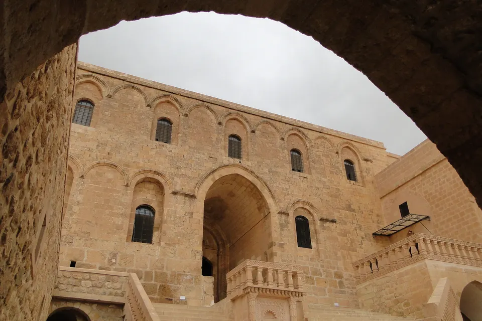Deyrulzafaran Manastırı