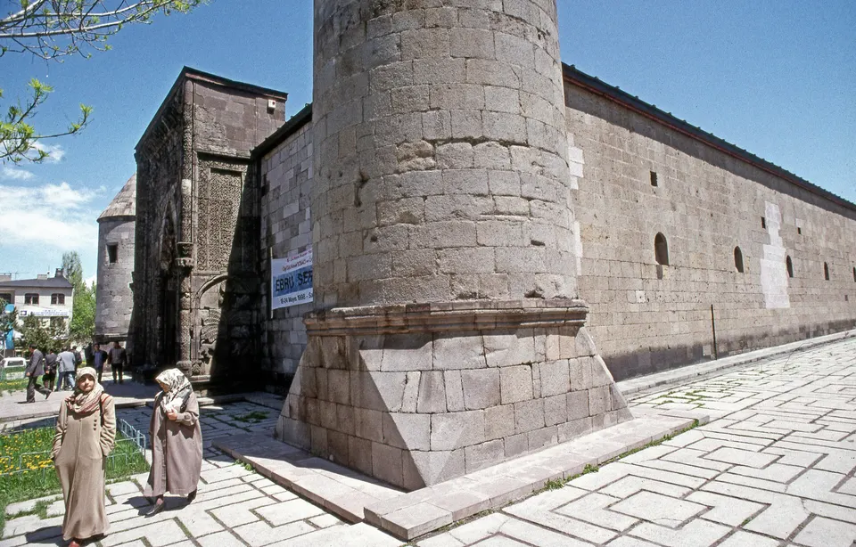 Yakutiye Medresesi