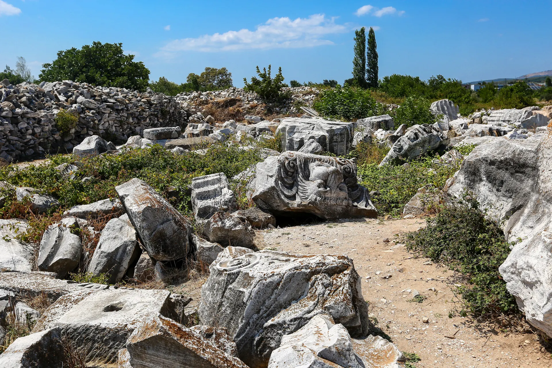 Kyzikos, Hadrian Tapınağı kalıntıları, Kyzikos Antik Kenti