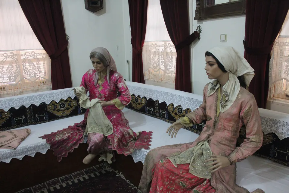 Geleneksel Denizli evi odası, Atatürk ve Etnografya Müzesi