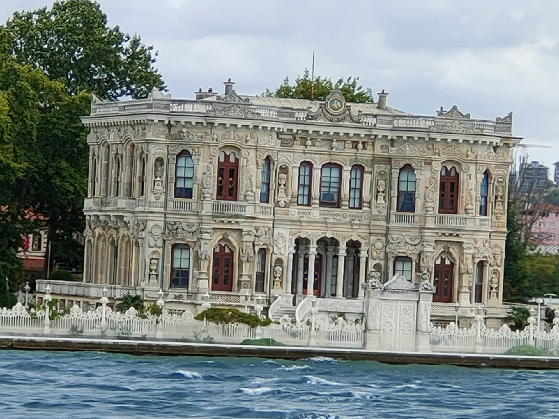 Küçüksu Kasrı, Küçüksu Kasrı