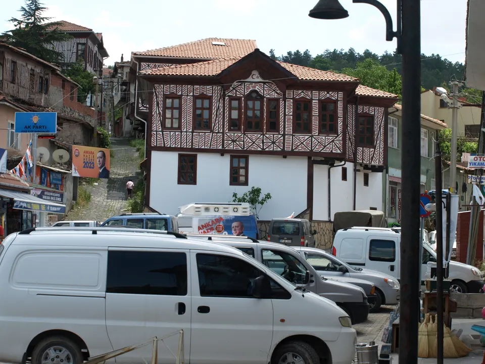 Tarihi Ayaş evleri