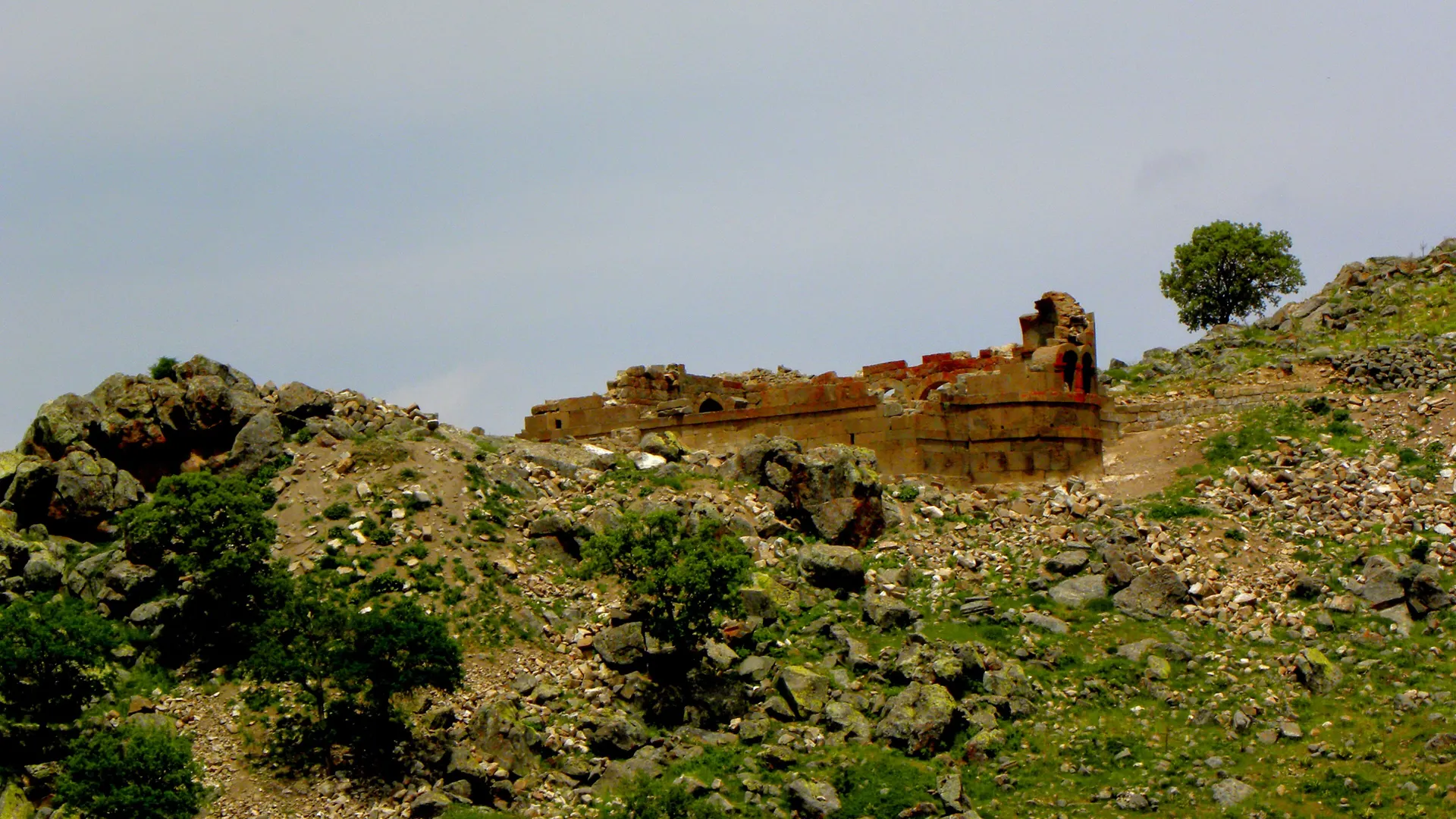 Binbirkilise kalıntıları, Binbirkilise