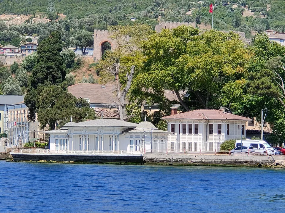Hereke Halı Fabrikası ve Kaiser Köşkü