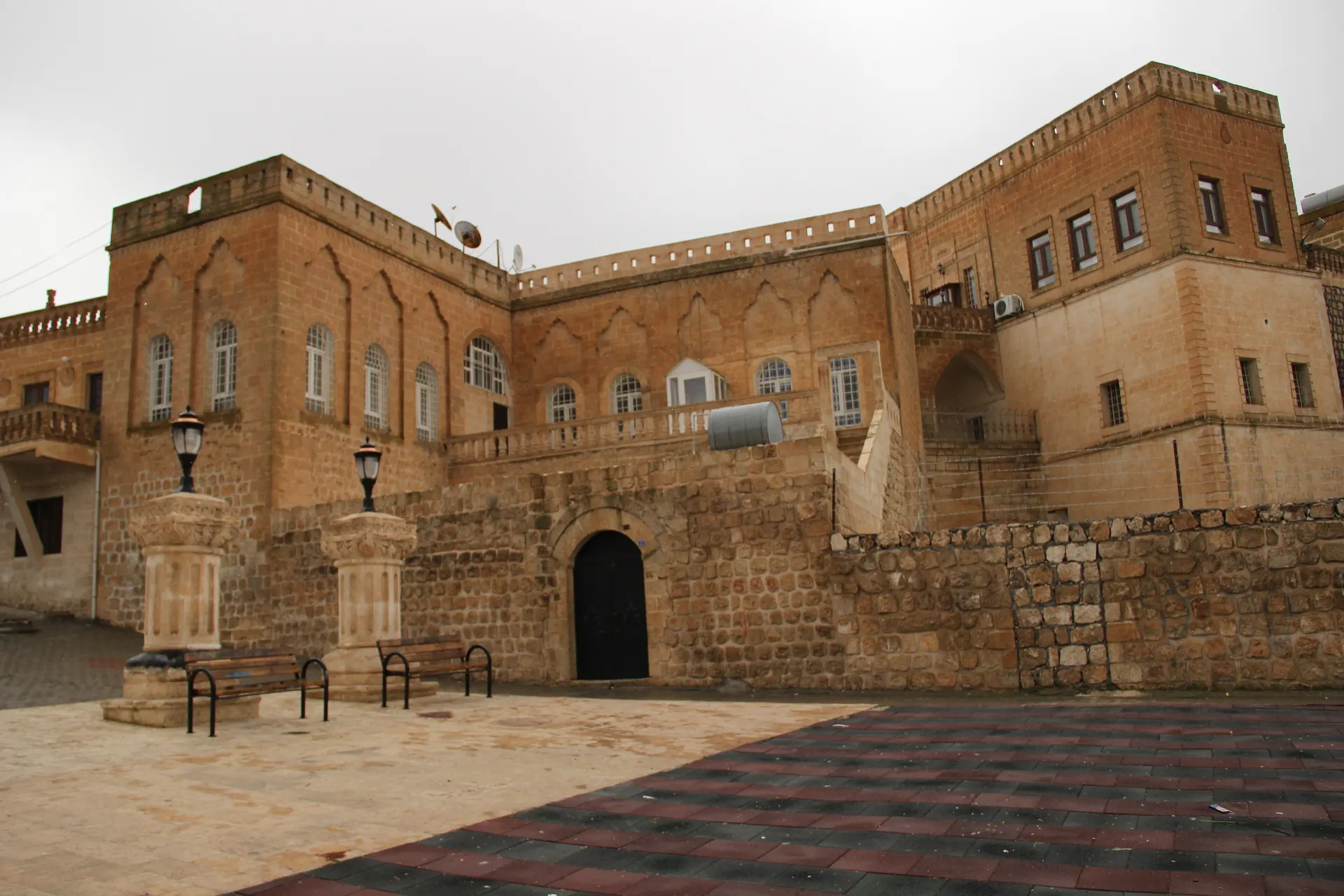 Midyat taş konakları, Midyat eski şehir