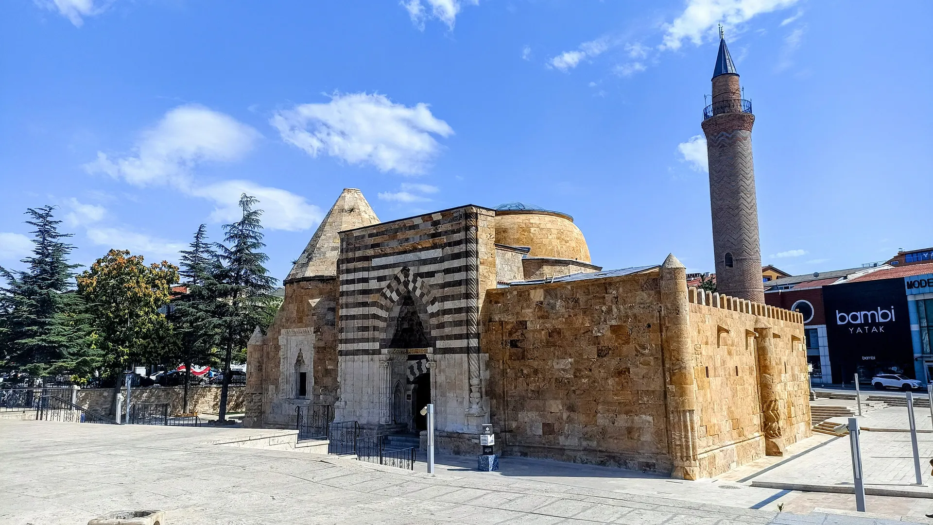 Cacabey Medresesi, Cacabey Medresesi