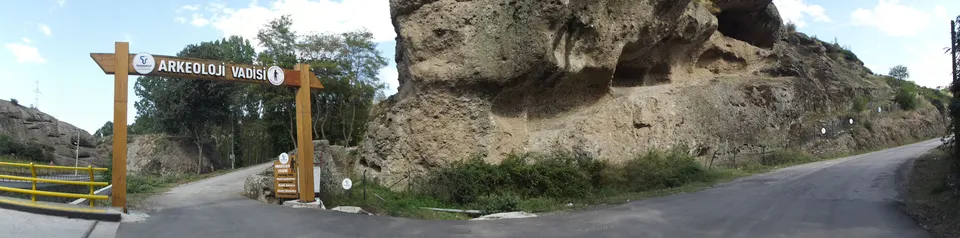 Arkeoloji Vadisi girişi, panorama, Tekkeköy Mağaraları Arkeoloji Vadisi