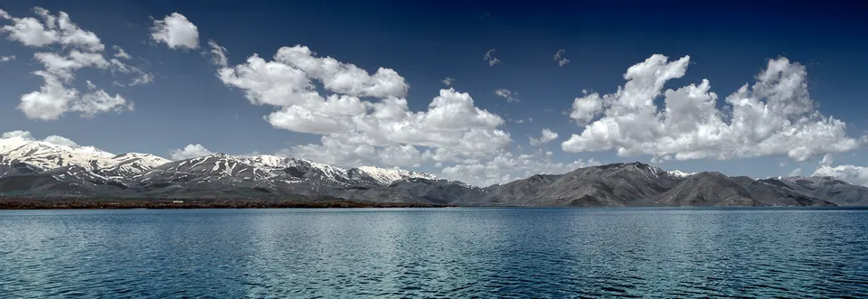 Van Gölü'nden Artos Dağı panoraması, Artos Dağı