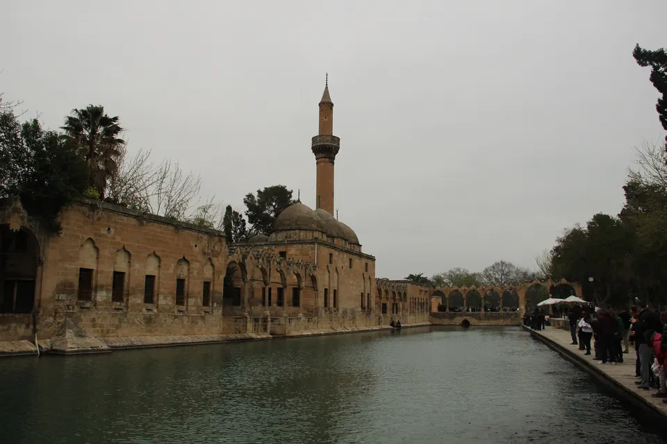 Balıklıgöl (Halil-ür Rahman Gölü)
