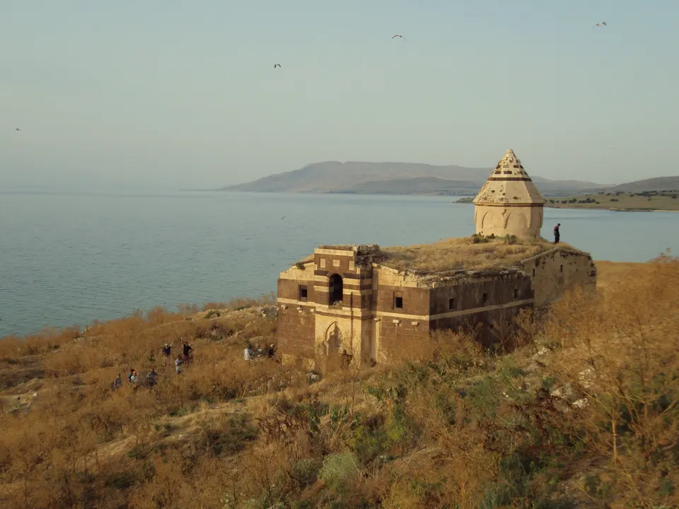 Çarpanak Adası