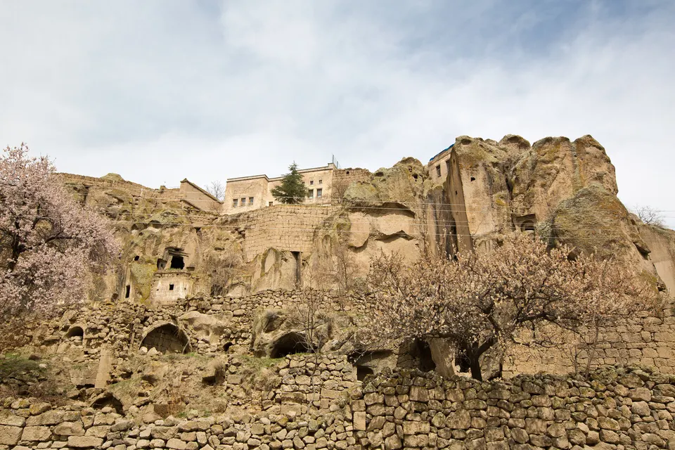 Güzelyurt (Gelveri)