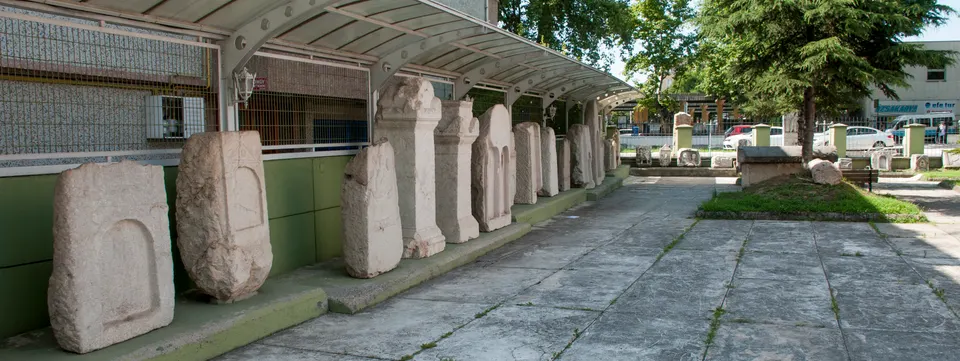 Sakarya Müzesi, açık hava taş eserler, Sakarya Müzesi