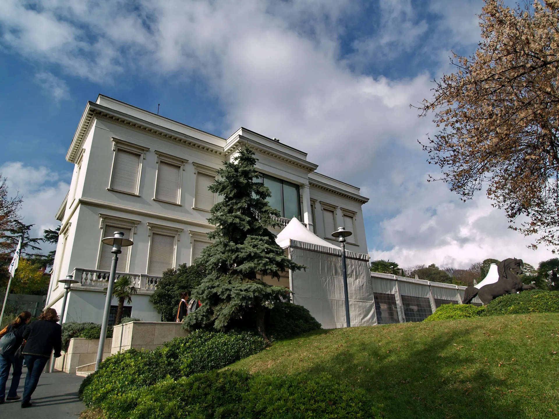 Sakıp Sabancı Müzesi (Atlı Köşk), Sakıp Sabancı Müzesi