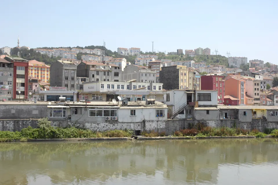 Alaplı sahilleri