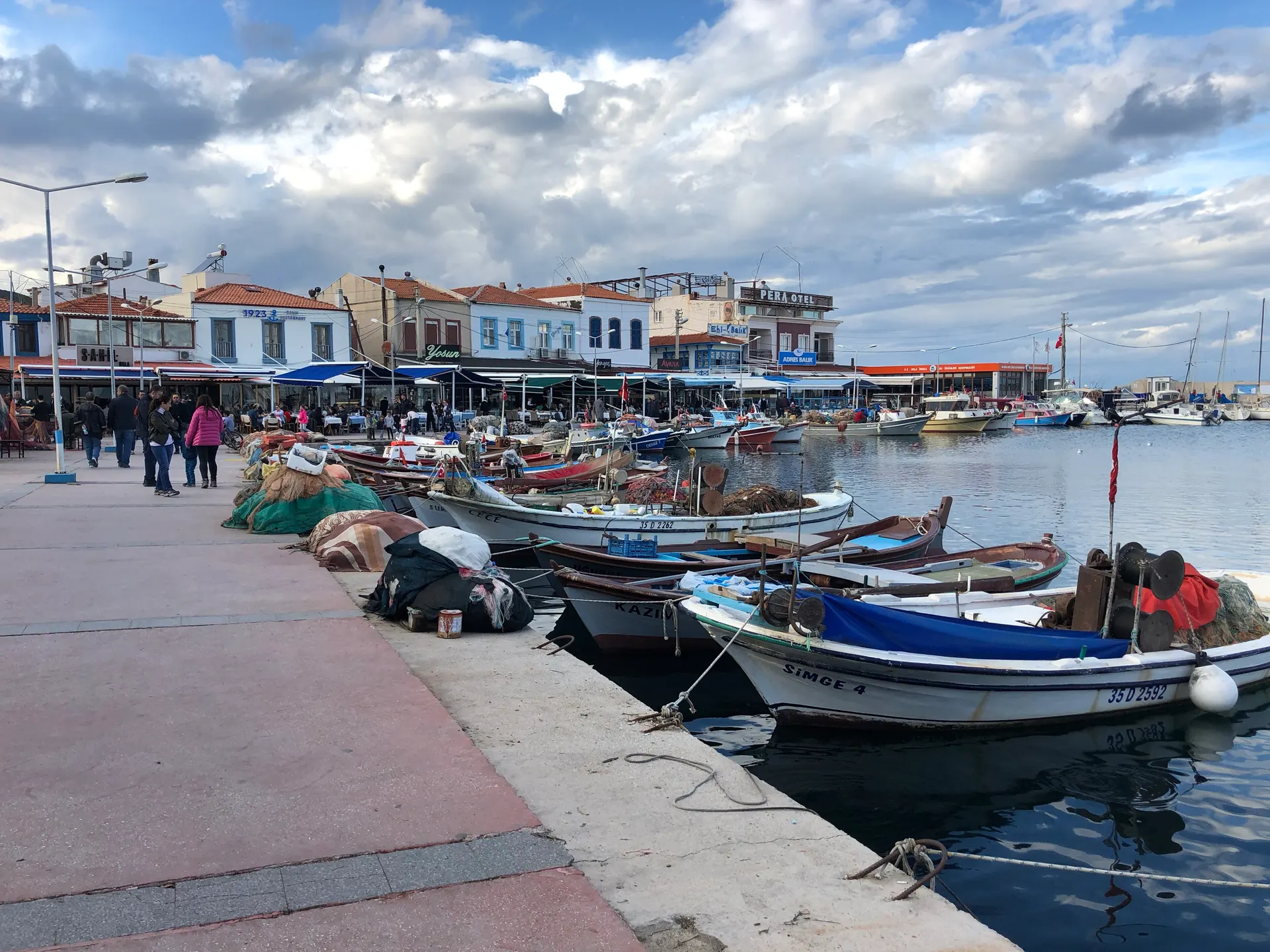 Urla İskele, Urla İskele ve Karantina Adası