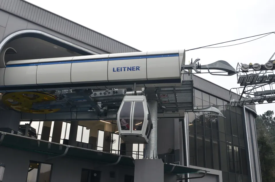 Teleferik kabinleri, istasyon, Sapanca Teleferiği