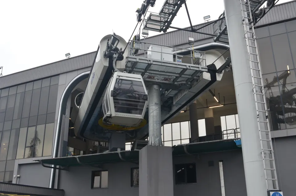 Teleferik istasyonu, kabin, Sapanca Teleferiği