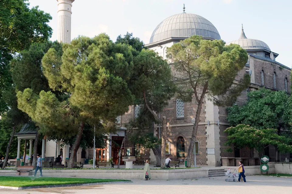 Zağnos Paşa Camii ve Saat Kulesi