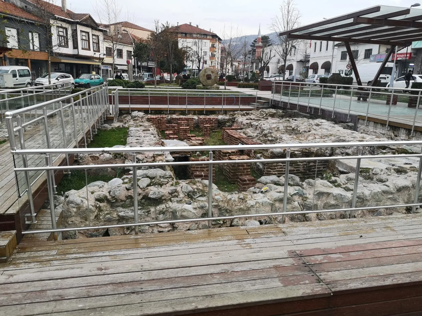 Rüstem Paşa Hamamı kalıntıları, Rüstem Paşa Camii ve Hamamı