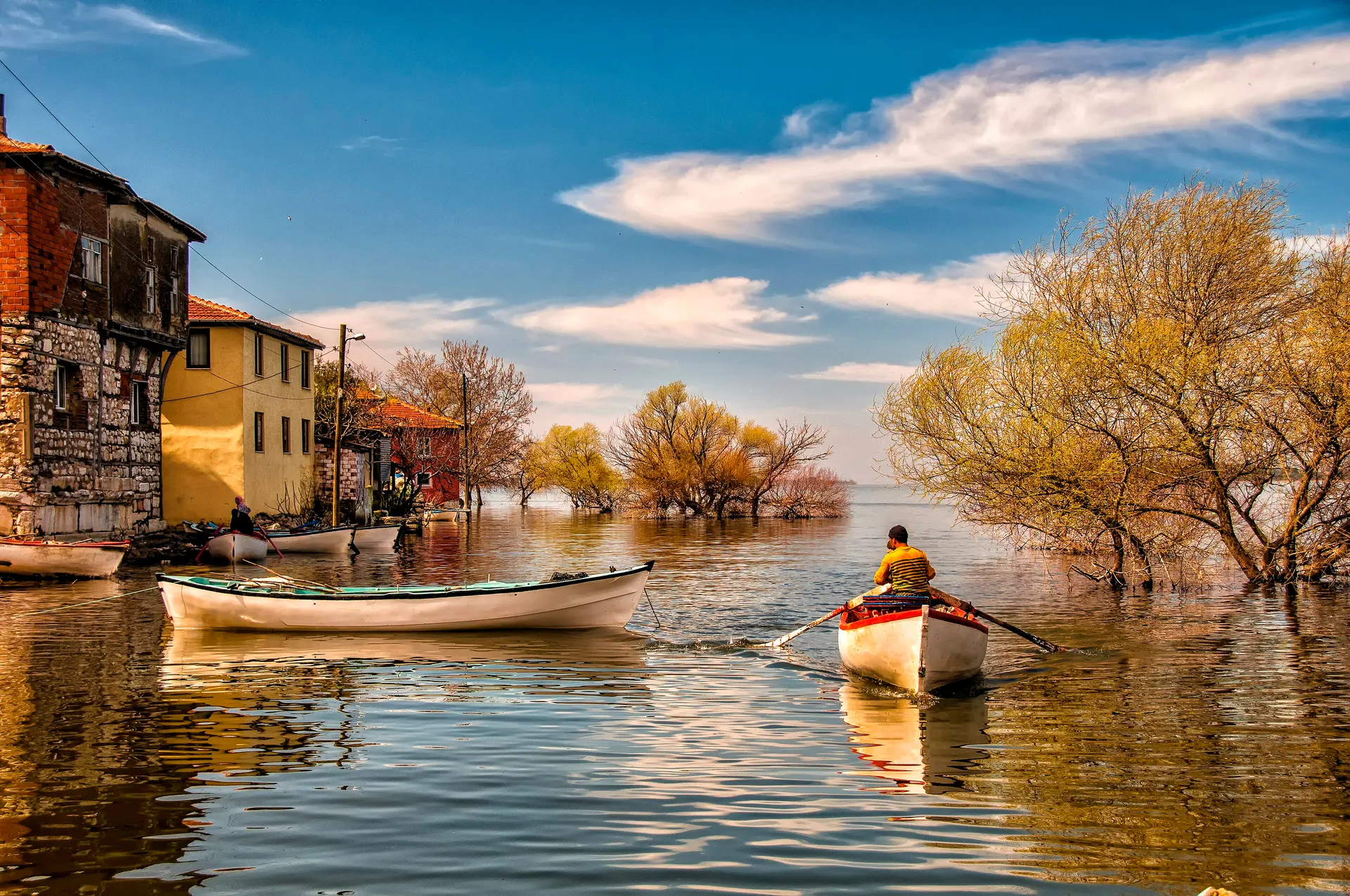 Gölyazı, Uluabat Gölü, Gölyazı