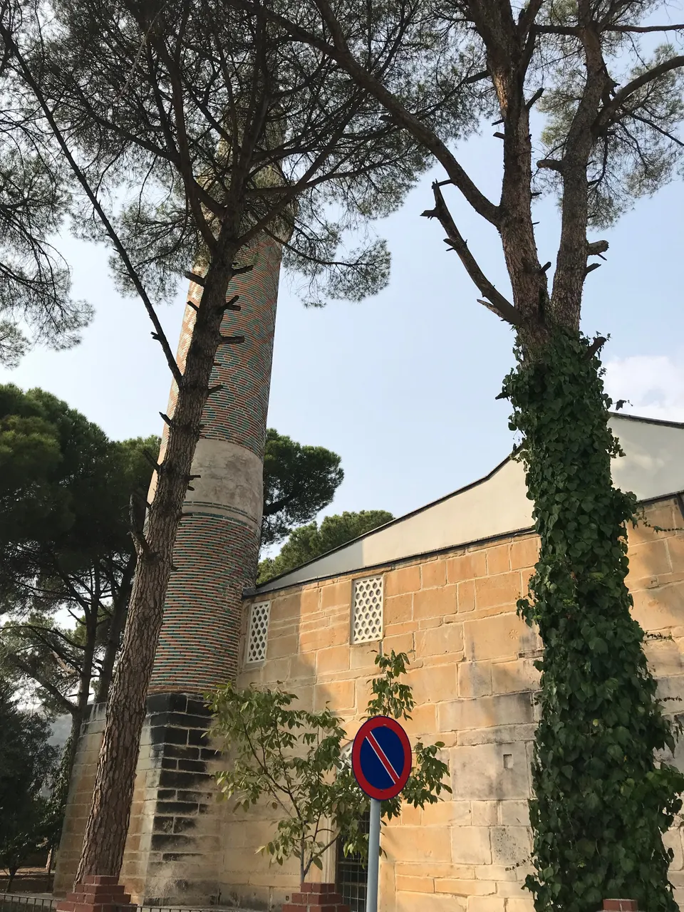 Birgi Ulu Camii, çini süslü minare, Birgi Ulu Camii