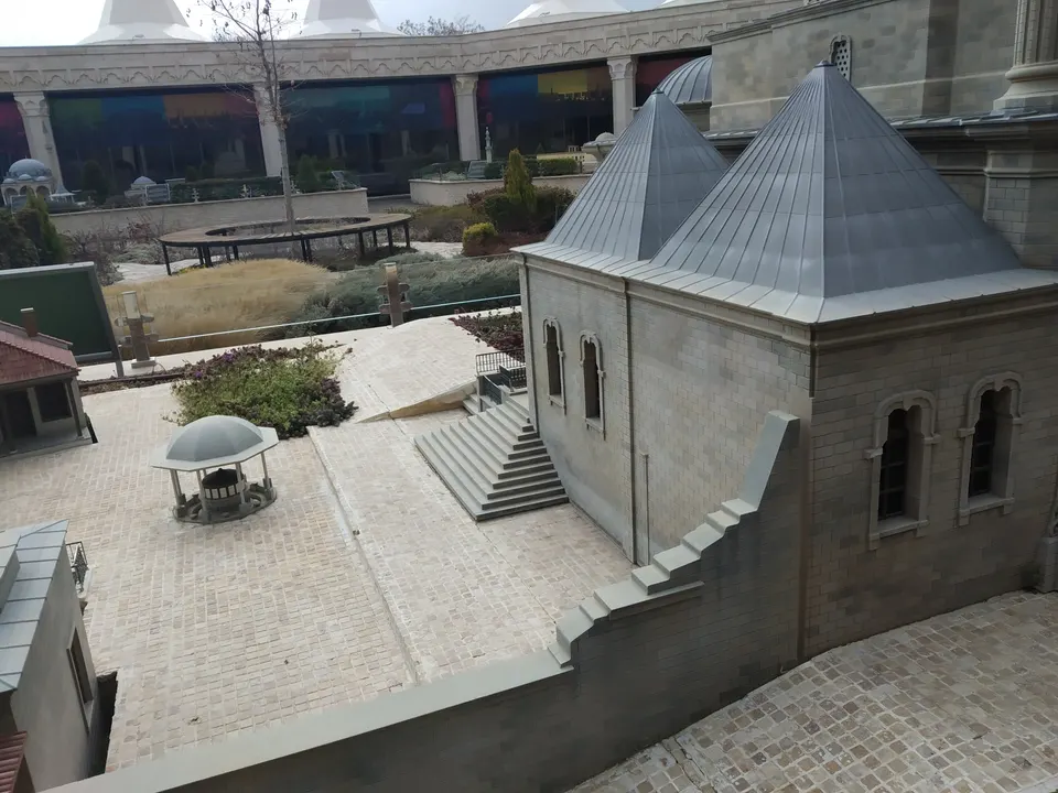 Mevlevihane ve Taş Medrese