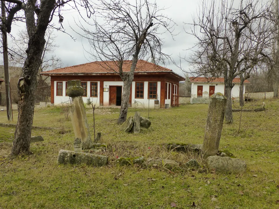 Mahmut Bey Camii