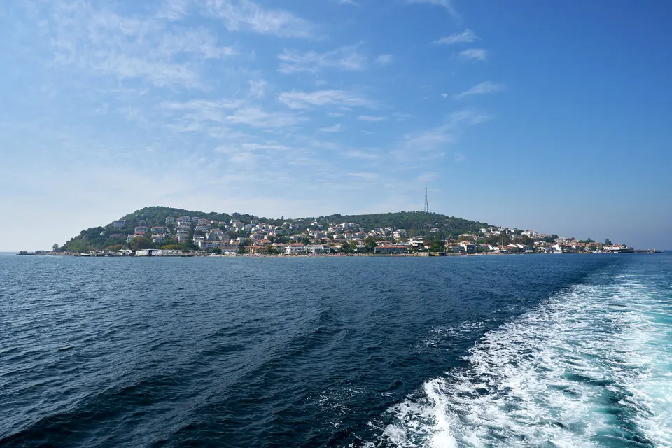 Kınalıada