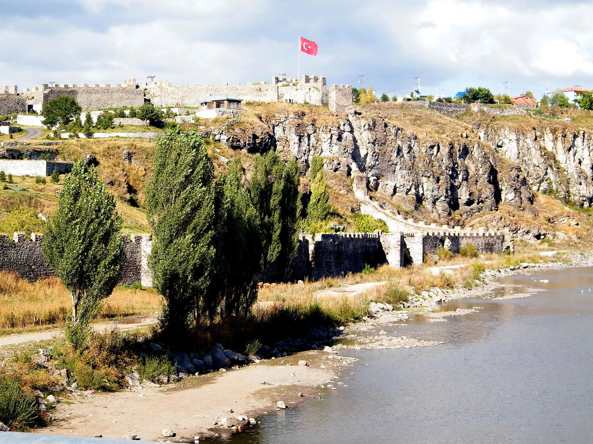 Ardahan Kalesi, Kura Nehri, Ardahan Kalesi