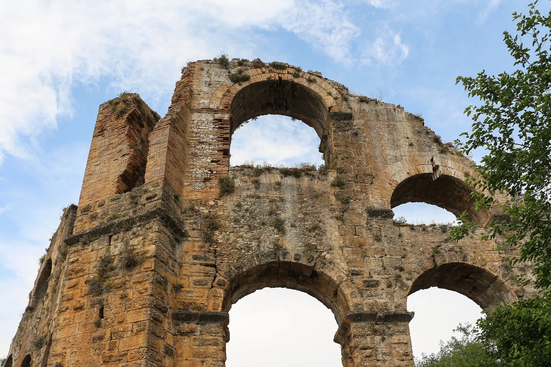 Aspendos su kemerleri, Aspendos Su Kemerleri ve Selçuklu Köprüsü