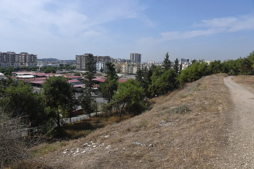 Gözlükule Höyüğü