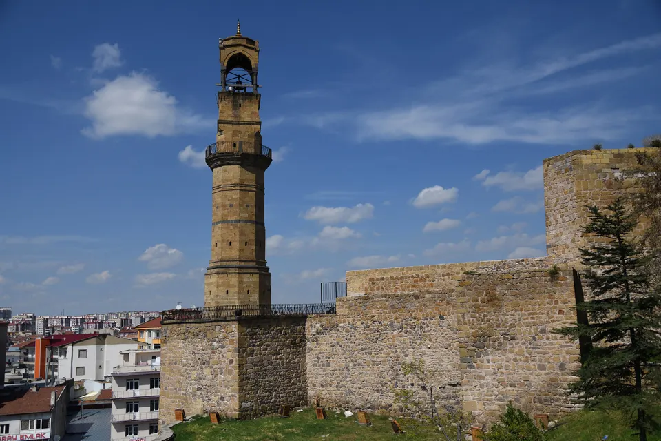 Niğde Kalesi ve Alaeddin Camii