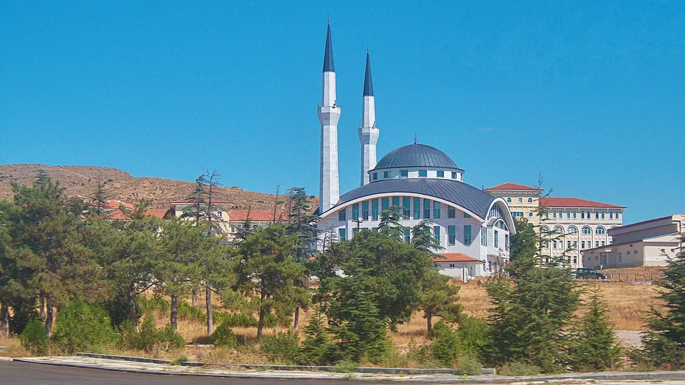 Şereflikoçhisar ilçe merkezi