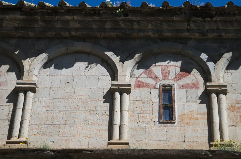 Barhal (Parhal) Kilisesi